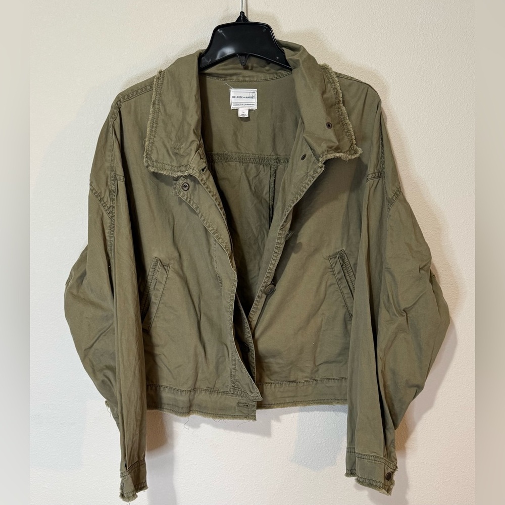MELROSE & MARKET Oversized Utility Jacket Women’s Olive Green Cropped Button Up